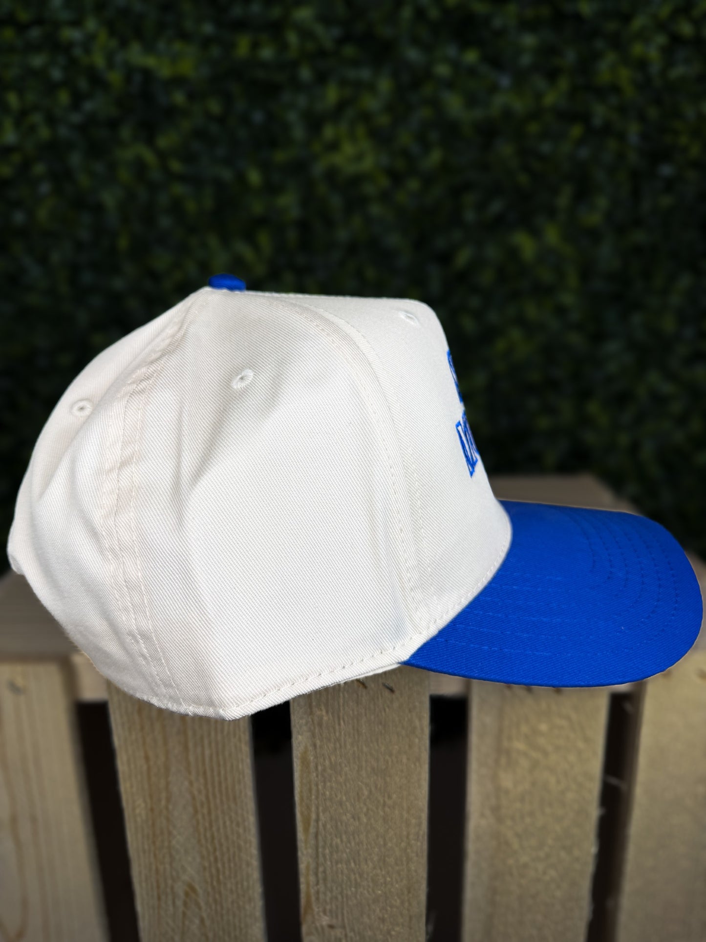 SLOW MORNING CLUB TRUCKER HAT